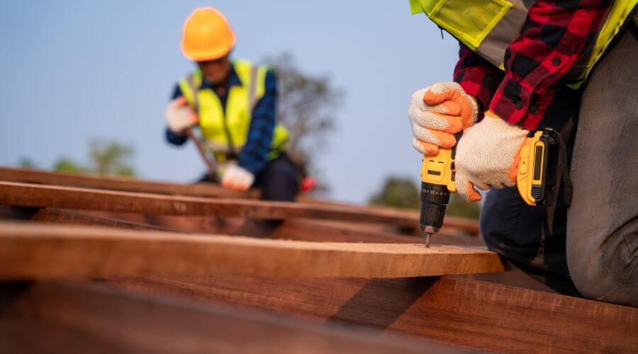 Professional roof installation services in Des Moines